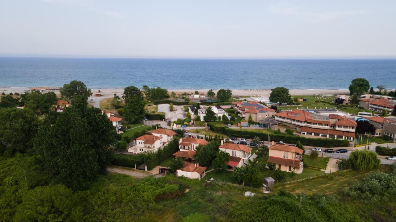 Παραθαλάσσια Αυτόνομη Εξοχική Κατοικία Αιγλη Limin Litochorou Luaran gambar